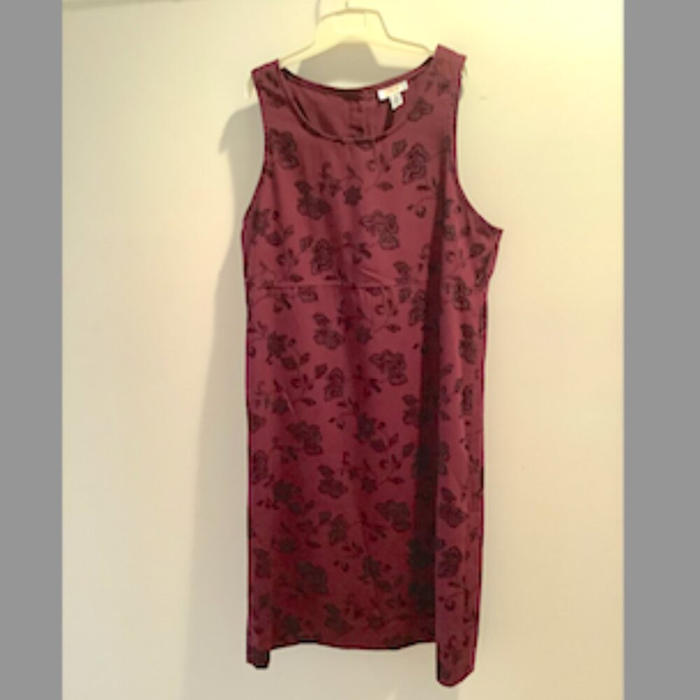 Talbots Jumper Dress: Dark Purple with back slit, buttons, Size L, poly-blend